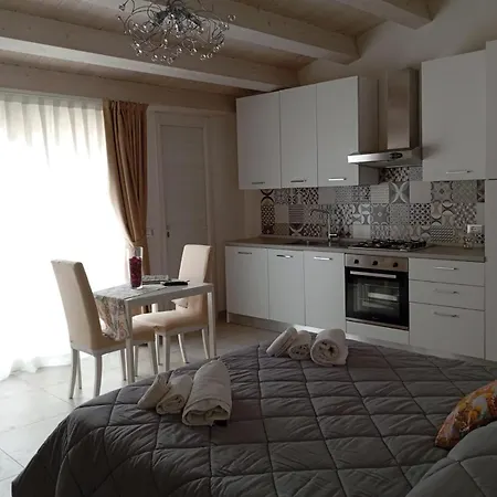 Pensjonat New Aurispa Noto